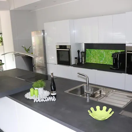 Residenz Waldblick 5 Sterne Penthouse-ferienwohnung Klassifizierung Dtv * Вахенхайм-ан-дер-Вайнштрасе